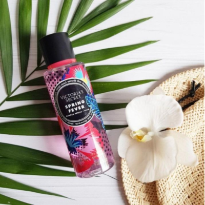 Душевный спрей для тела? Victoria's Secret Spring Fever Mimosa Petals & Plum Mist Spray, 250 mL